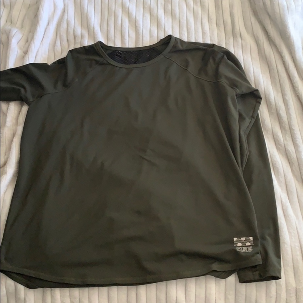 Long sleeve workout top